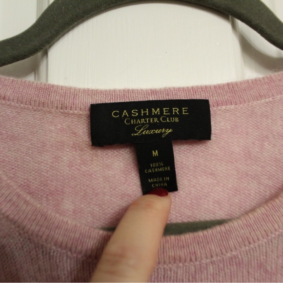 Pink Cashmere Sweater 🎀 - Picture 2 of 3
